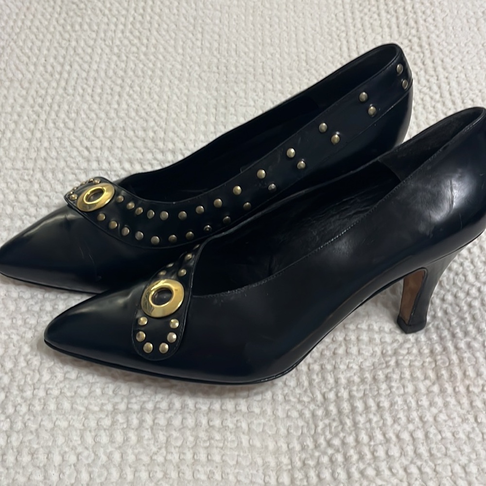 Women’s Nando Muzi Black Heels Size 8.5 Gold Stud Accents Made in Italy Pointed - Picture 2 of 8